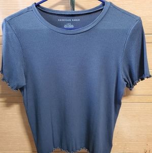 American Eagle crop shirt